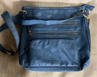 Bueno blue leather purse