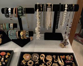 WOMEN’S COSTUME JEWELRY & MORE