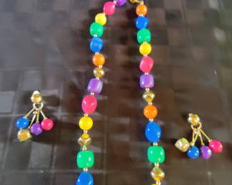 WOMEN’S COSTUME JEWELRY & MORE