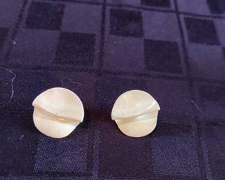 WOMEN’S COSTUME JEWELRY & MORE