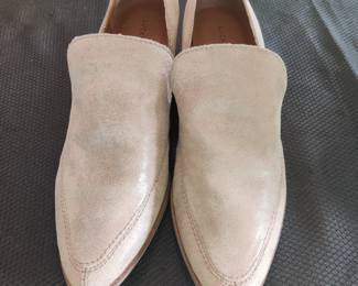 WOMEN'S SHOES, BOOTS & MORE