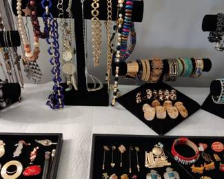 WOMEN’S COSTUME JEWELRY & MORE