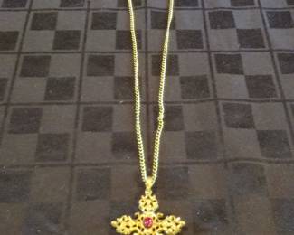 WOMEN’S COSTUME JEWELRY & MORE