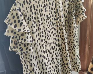 WOMEN'S CLOTHING, ASSESORIES & APPAREL