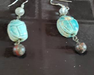 WOMEN’S COSTUME JEWELRY & MORE