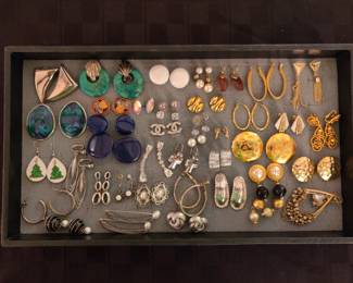 WOMEN’S COSTUME JEWELRY & MORE