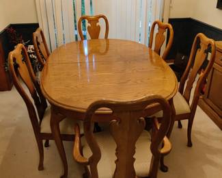 Thomasville - Oval Dining Table w/6Chairs