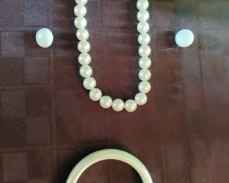 WOMEN’S COSTUME JEWELRY & MORE