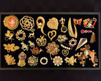 WOMEN’S COSTUME JEWELRY & MORE