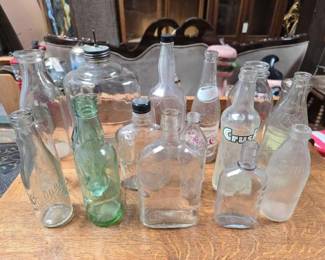 #2136 • (17) Glass Bottles
