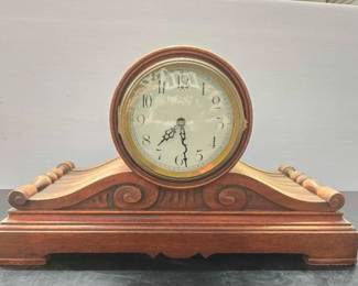 #2212 • Wooden Mantle Clock
