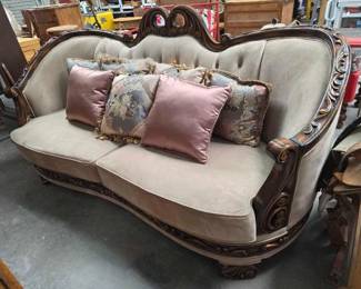 #2026 • Antique Sofa & (7) Decorative Pillows
