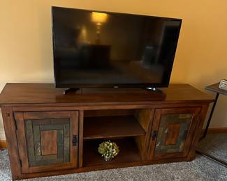 Smart 49" Samsung TV, Credenza 