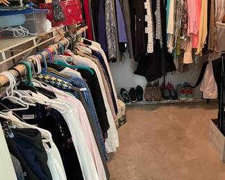 Tons of clothes from size 6 to 18.  Jeans and more jeans.  Shoes too!  Sizes 9-10 mostly.