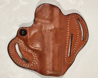 Desantis Leather 002 D6 Holster