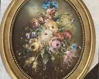 Italian style floral with oval frame small