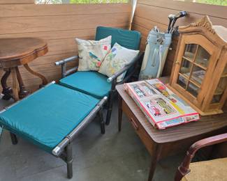 Flicks and Reed chair ottoman set with cushions like new