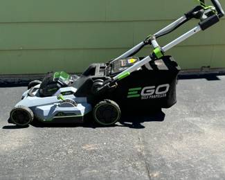 EGO 21" Self Propelled Lawnmower w/Bag, Battery, Battery Charger, and Two Blades