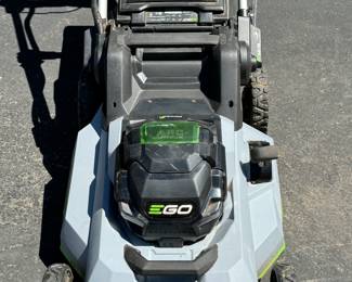 EGO 21" Self Propelled Lawnmower w/Bag, Battery, Battery Charger, and Two Blades