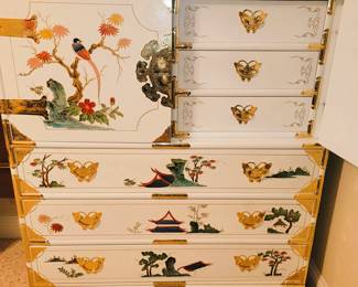 Chest of drawers - Oriental style