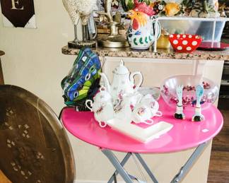 Pink folding table, chickens, tea set, cute salt and peppers, butterfly lamp