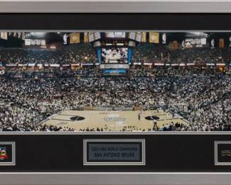 2005 San Antonio Spurs championship panoramic photo with plaque and pins, plaque states date and championship year