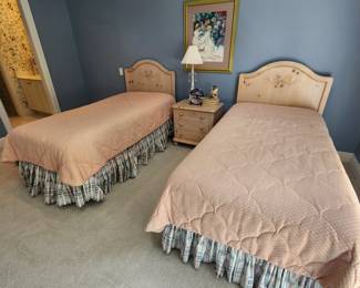 Thomasville Twin Beds