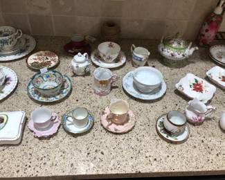 19th to early 20th century English and German teacups