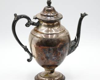 WM Rogers Silverplated Pedestal Teapot