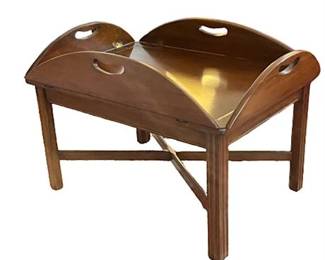 Lot 005  
Harden Furniture Butlers Coffee Table