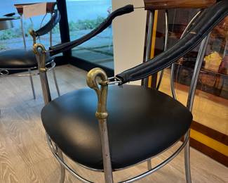 29. Set a four Art Deco 1930s armchairs with Swan detail