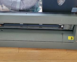 Roland computer controlled vinyl cutter plotter