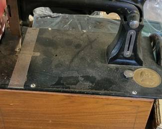 Another antique sewing machine 