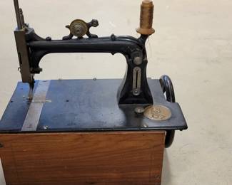 Antique Elias Howe Jr sewing machine