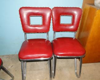 This set of chairs with the hairpin legs are in pristine condition. They a very unique and one of a kind