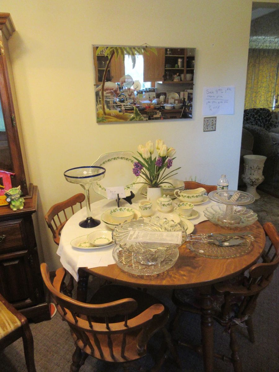 Estate Sale 990 Mulholland April 20th,... starts on 4/20/2024