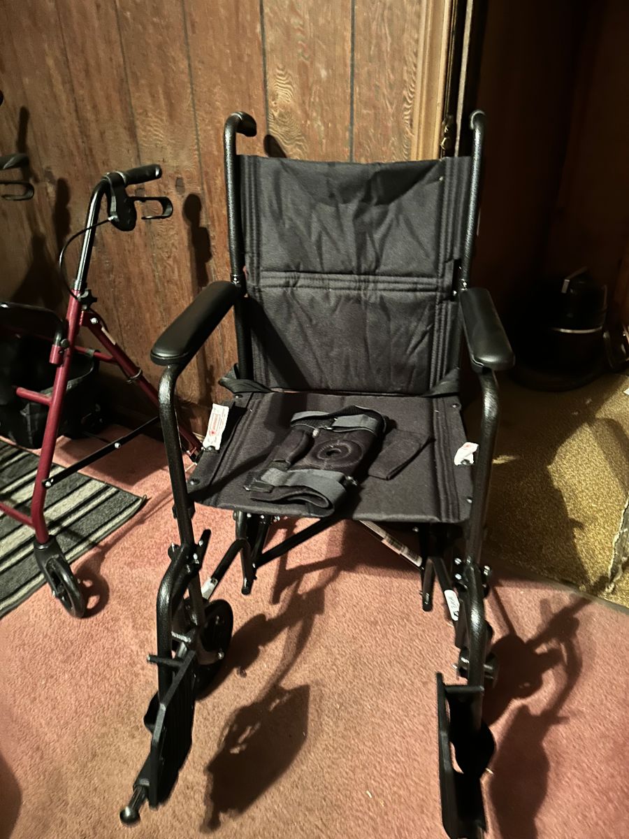 Estate Sale in Worthington, KY starts on 4/18/2024