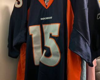 Broncos jersey