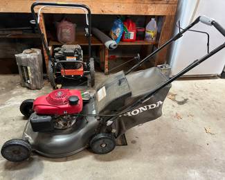 Honda mower HRR216VKA