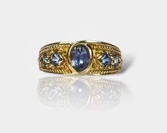 Lovely 14k Yellow Gold Tanzanite Etruscan Style Ring. Sz 7.75, sizable
