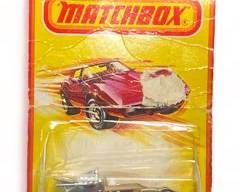 Vintage 1980 Matchbox No. 28 Formula Racer Die Cast Metal Collectible Car Toy in Original Packaging
