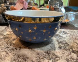 Vintage Halls Gold Starburst