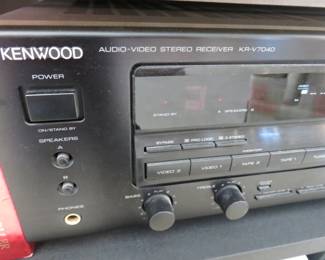 Kenwood KR-V7040 Stereo Receiver
