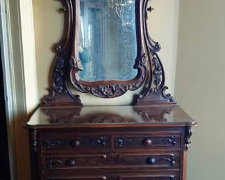 Rosewood Rococo Victorian Dresser And Mirror