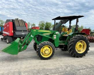 JOHN DEERE 5075E 4X4 TRACTOR AND LOADER