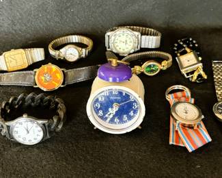 Diverse Vintage Watch Collection - Assorted Styles & Brands 