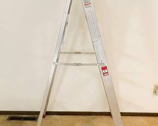 Werner 5 ft. Aluminum Step Ladder  
