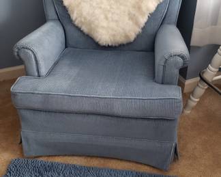 Nice chair and sheepskin.
