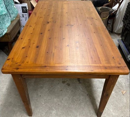Pine farm table