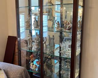 GLASS CABINET